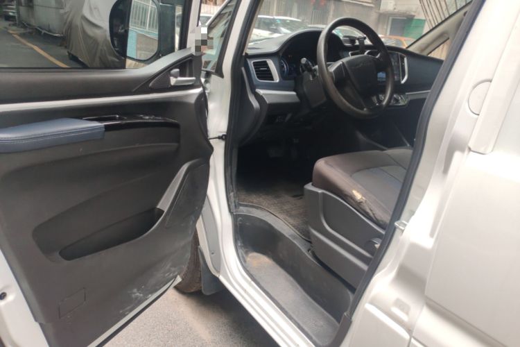 Used FORTHING Lingzhi M5 2022 Standard Version Base Model 7 Seats
