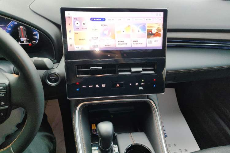 Used Toyota Avalon 2024 Dual-Motor 2.0L Premium Edition