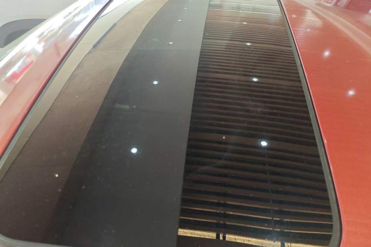 Used Infiniti ESQ 2014 1.6L Spontaneous Edition