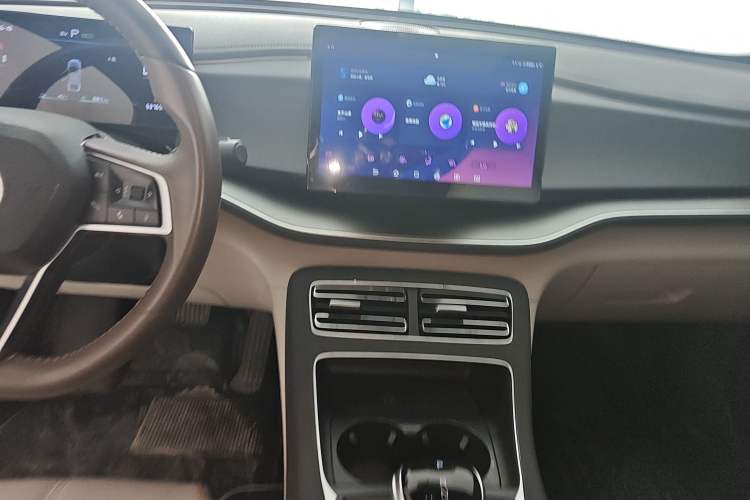 Used BYD Qin PLUS 2023 Champion Edition DM-i 120KM Leading Model
