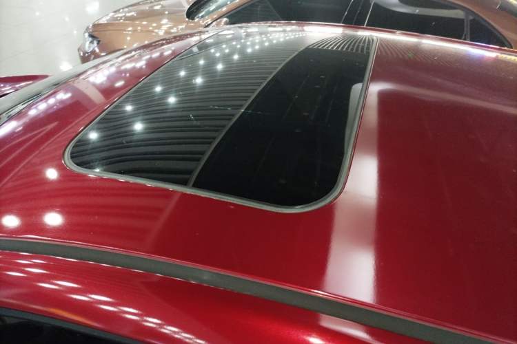 Used Nissan Tiida 2019 1.6L CVT Smart Drive Version China VI Standard Roof