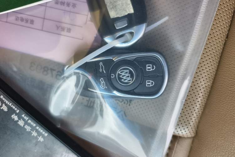 Used Buick GL8 2017 ES 28T Flagship Model China V Standard Vehicle Key