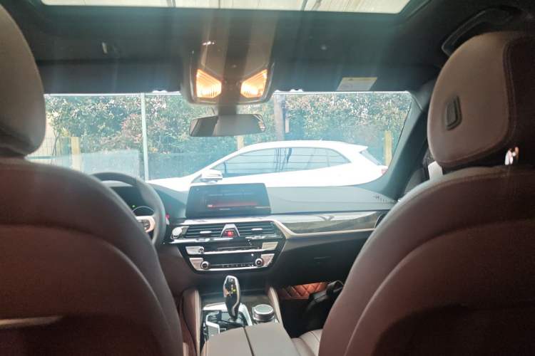 Used BMW 5 Series 2019 525Li M Sport Package
