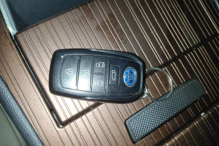 Used Toyota SIENNA 2021 2.5L Hybrid Luxury Edition Interior 1