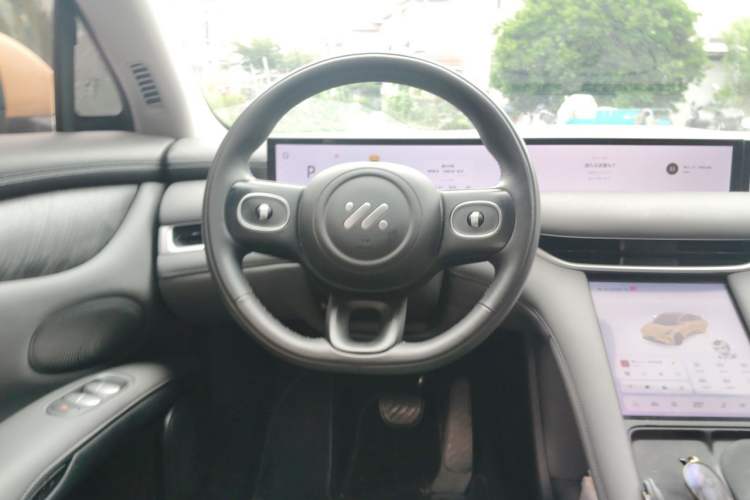Used IM LS6 2023 Max Standard Edition