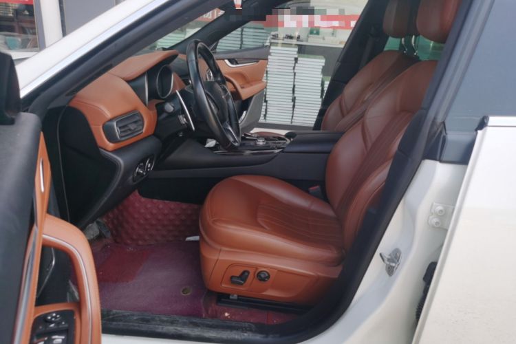 Used Maserati Levante 2016 3.0T Standard Edition Driver Seat