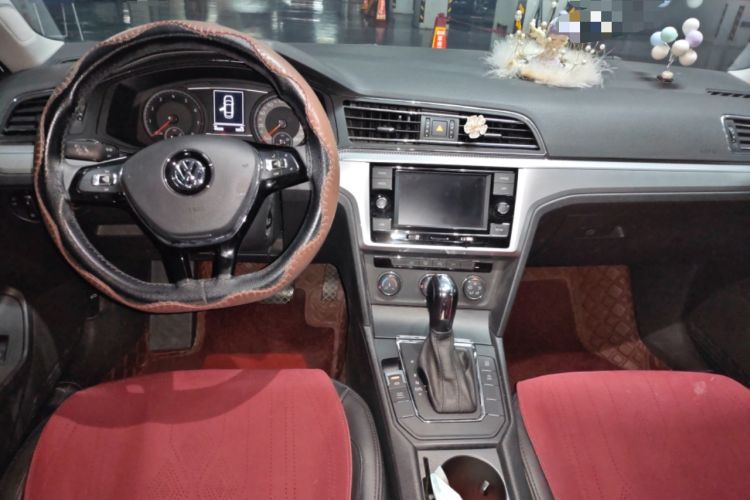 Used Volkswagen Lamando 2019 230TSI DSG Vision Edition China VI Standard
