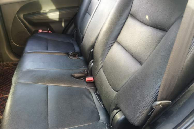 Used Kia Sorento 2013 2.4L 5-Seater Gasoline Comfort Edition China V Standard