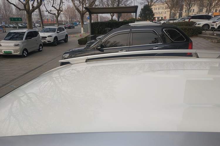 Used Luxgen U5 SUV 2017 1.6L CVT Knight Edition
