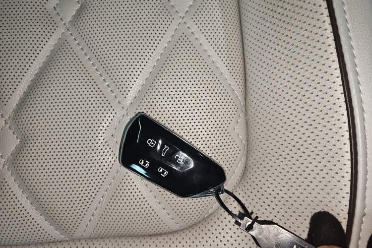 Used Volkswagen Viloran 2022 380TSI Prestige Edition