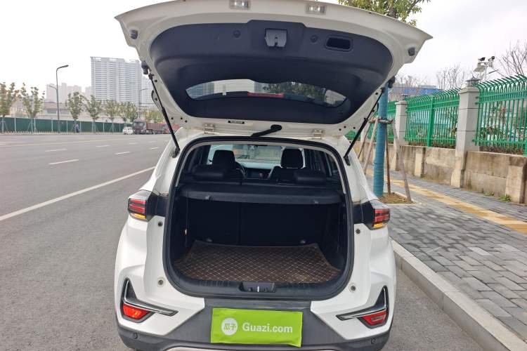 Used Changan CS15 2019 1.5L Manual Entry-Level Version China VI Standard