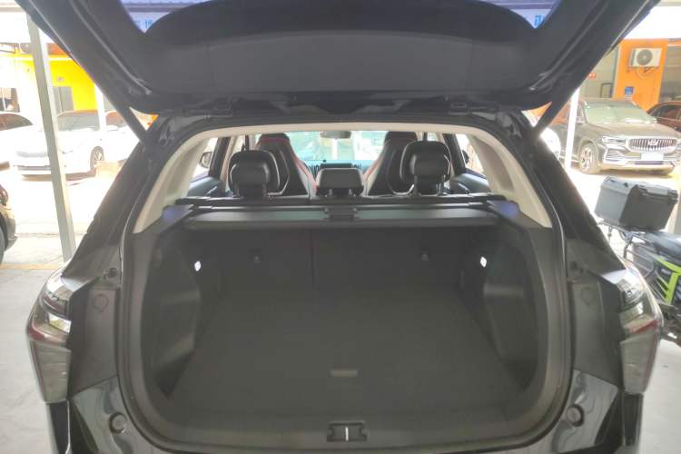 Used Hongqi HS3 2023 1.5T Two-Wheel Drive Shanwei Edition
