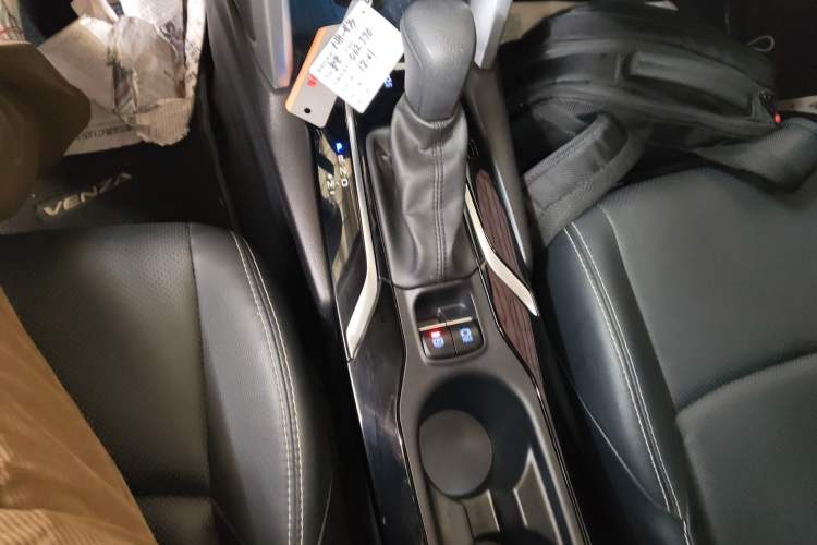 Used Toyota FRONTLANDER 2022 2.0L CVT Luxury PLUS Edition