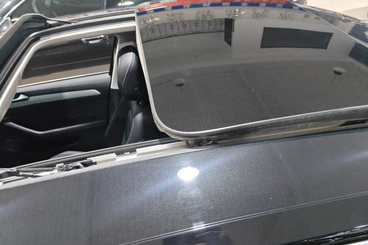 Used Volkswagen Magotan 2023 2 Million Units Limited-Edition 280TSI DSG Comfort Version
