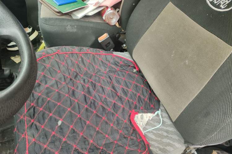 Used Ford Classic Transit 2016 2.8T Diesel Short-Wheelbase 6-Seater Mid-Roof Multifunction Vehicle JX493ZLQ4