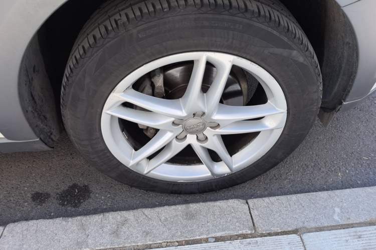 Used Audi Q5 2017 Plus 40 TFSI Technology Model