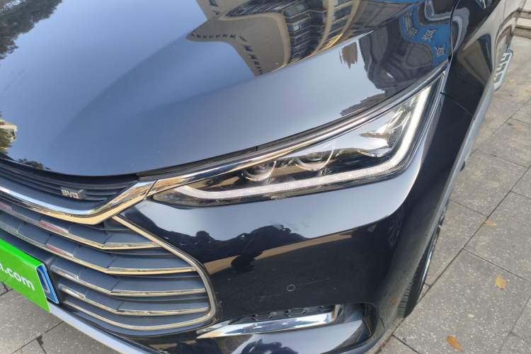 Used BYD Tang 2019 2.0T Automatic SmartConnect Luxury Version 5 Seats China VI Standard