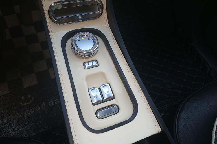 Used CHANGAN NEVO Lumin 2022 210km Sweet Edition
