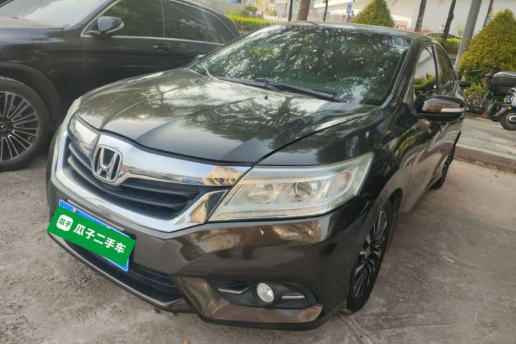 Used Honda Crider 2013 1.8L automatic luxury edition
