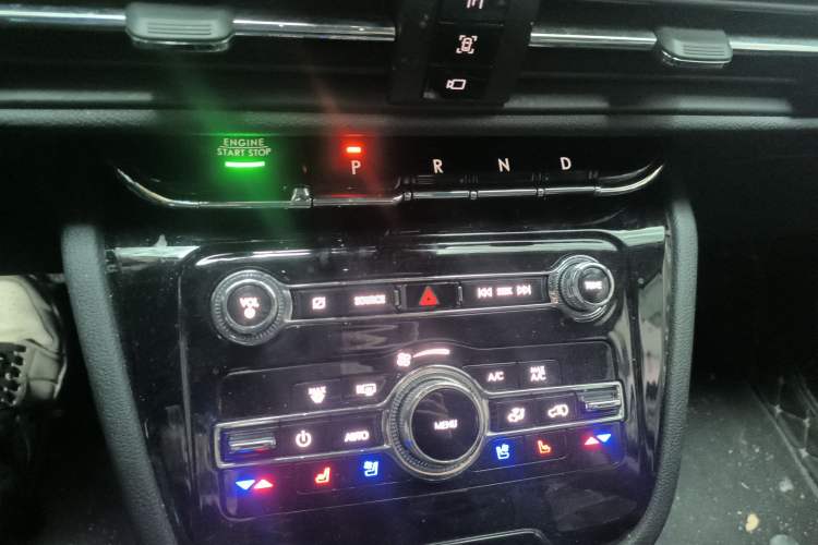 Used Lincoln Corsair 2022 2.0T Two-Wheel Drive Deluxe Edition