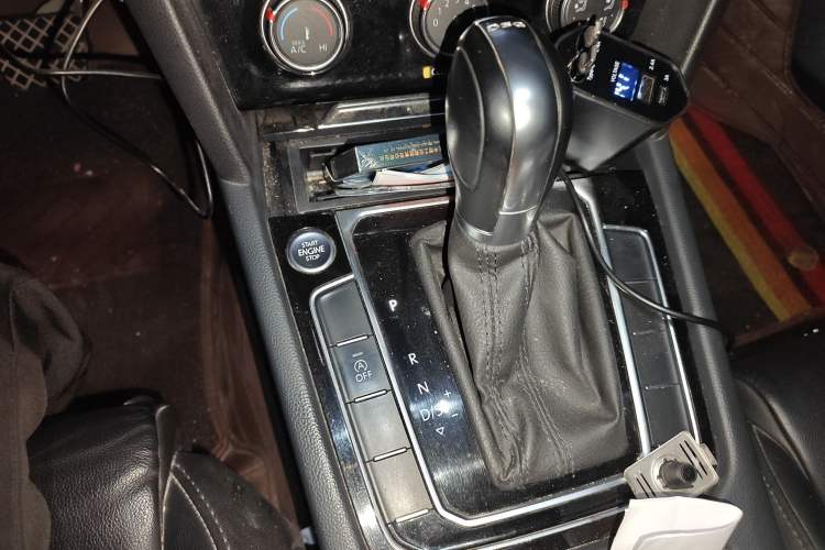 Used Volkswagen Magotan 2018 330TSI DSG Advanced Model Gear Lever