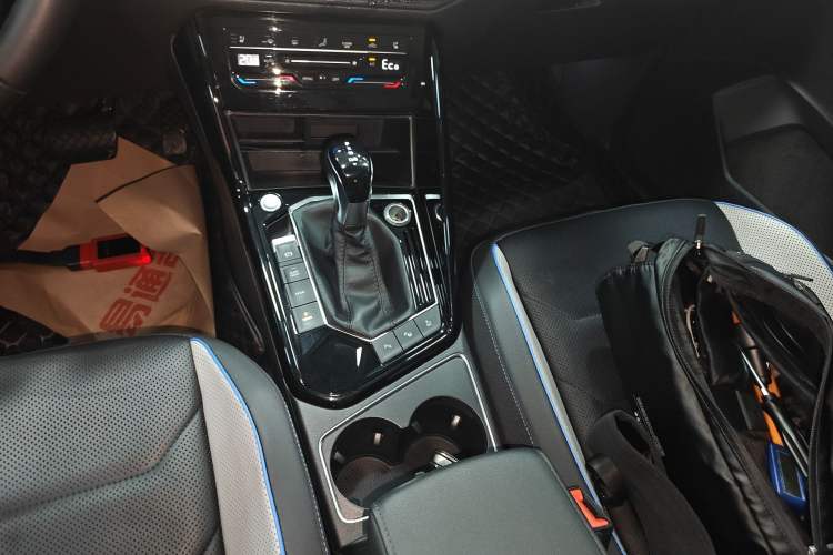 Used Volkswagen Tayron GTE Plug-in Hybrid 2020 1.4T Luxury Model Gear Lever