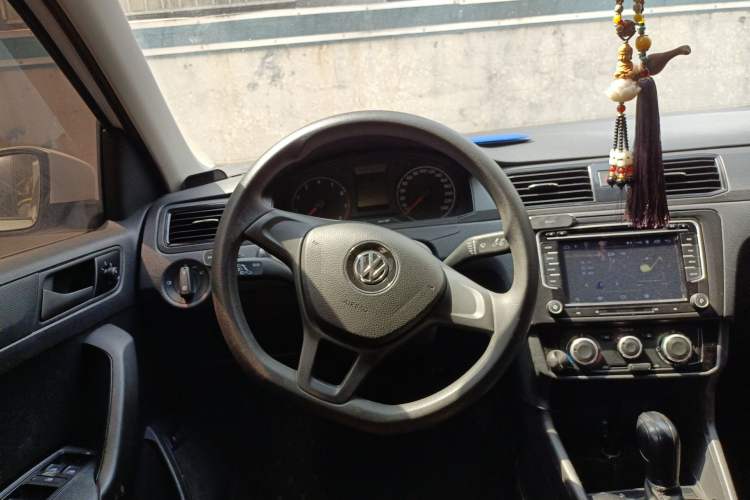 Used Volkswagen Santana 2018 1.5L Automatic Fashion Edition
