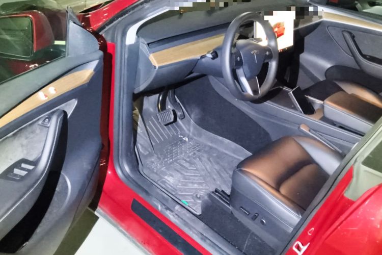 Used Tesla Model Y 2022 Rear-Wheel-Drive Version