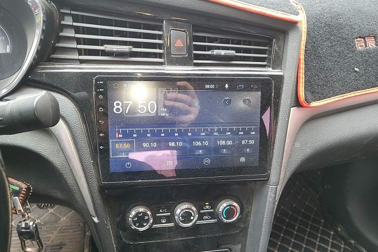 Used Venucia D60 2019 100 000-Yuan Glory 1.6L XE Manual – Chenxiang Edition China VI
