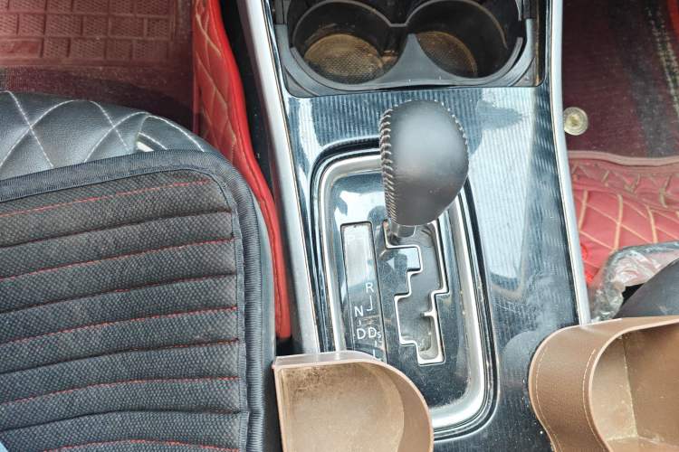 Used Mitsubishi Outlander 2021 2.0L Two-Wheel Drive Comfort Edition 7 Seats