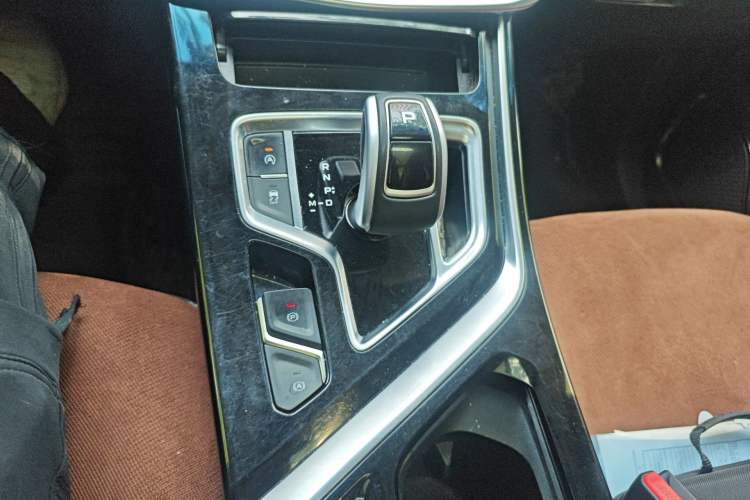 Used Geely Auto Jiajie 2019 1.5TD MHEV DCT Luxury Edition Gear Lever