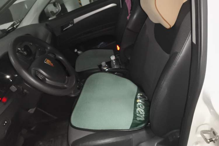 Used Roewe 350 2013 350C 1.5L Automatic Xunyue Edition
