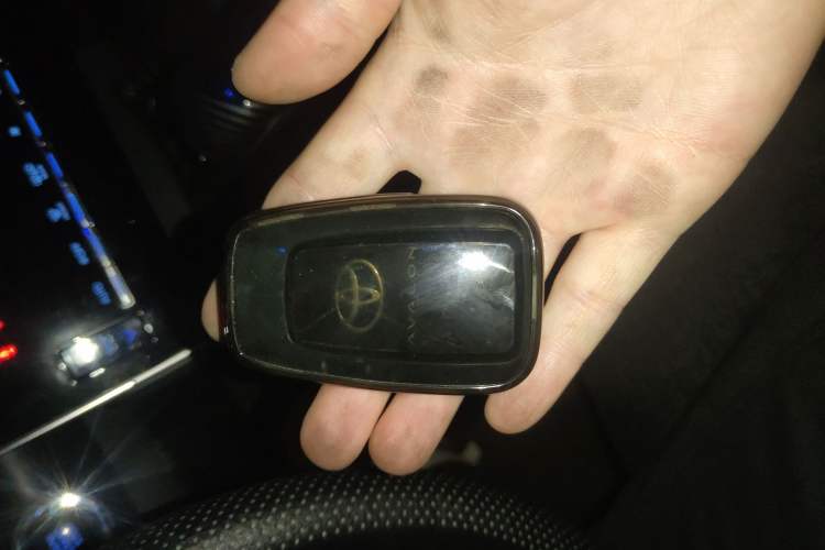 Used Toyota Avalon 2022 2.5L Luxury Edition