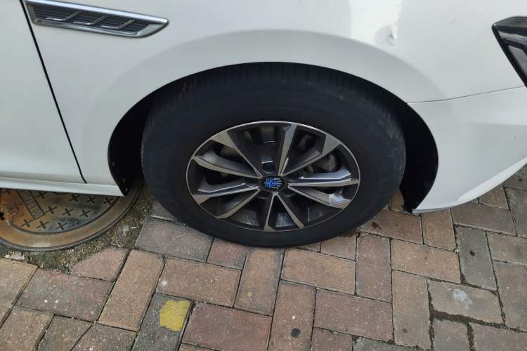 Used BYD Qin Pro New Energy 2018 DM 1.5TI Automatic Smart Connect Dynamic Model
