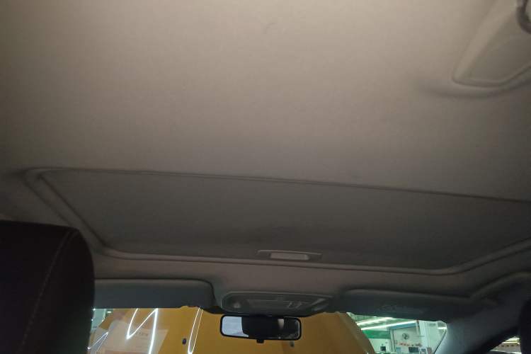 Used Ford Focus 2015 Hatchback 1.6L Automatic Fashion Edition Headliner