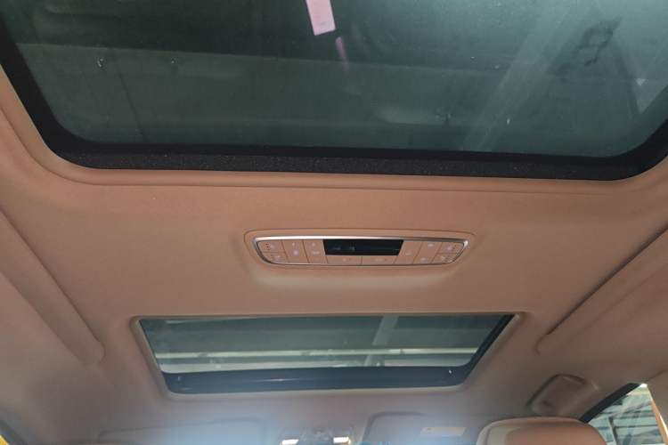 Used Buick GL8 2020 ES Land Cruiser 653T Smart Flagship Model
