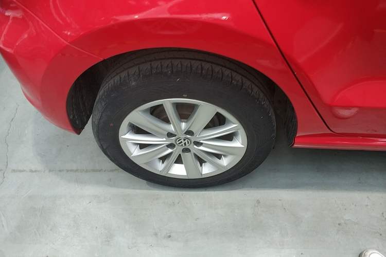 Used Volkswagen Polo 2014 1.4L Automatic Comfort Edition