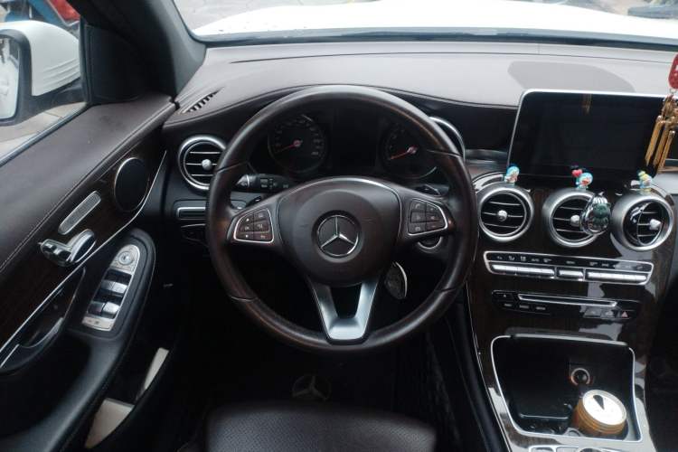 Used Mercedes-Benz GLC 2018 GLC 260 4MATIC Dynamic Edition