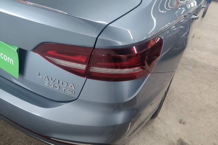 Used Volkswagen Lavida 2023 280TSI DSG Full-Comfort Edition Right Rear Taillight