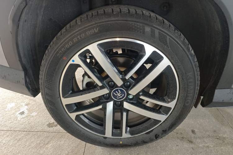 Used BYD Song L DM-i 2025 Intelligent Driving Version 112 km Beyond-Range Type