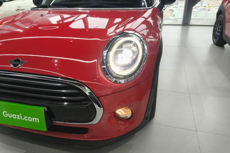 Used MINI 2019 1.5T COOPER Classic Edition Five-Door Version Left Front Headlight