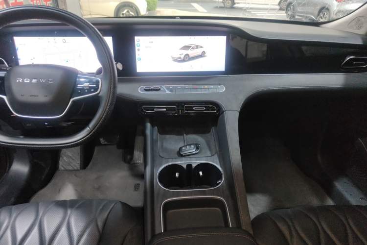 Used Roewe D7 2023 DMH 125km Flagship Edition Audio And AC Panel