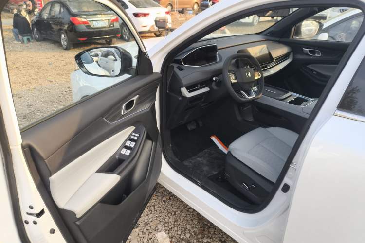 Used Changan CS55PLUS PHEV 2025 Smart New Blue Whale 125km Battleship Edition