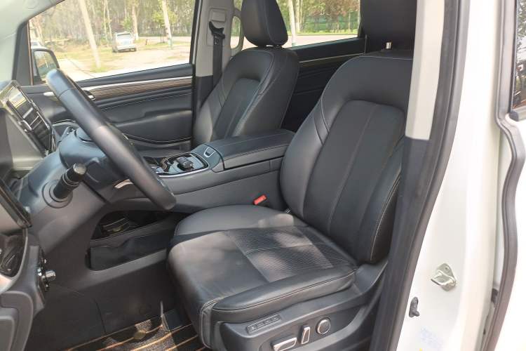 Used GAC Trumpchi M8 2021 Master Series 390T Ultimate Edition Left Front Seat