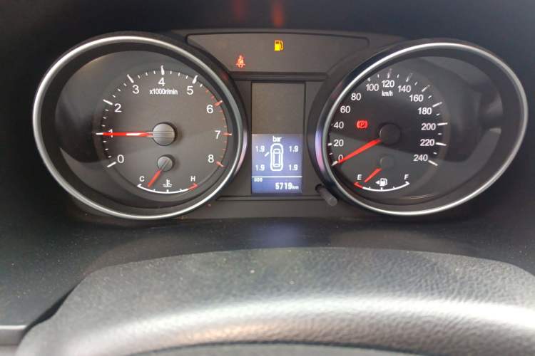 Used Haval M6 2023 PLUS 1.5T Manual Luxury Smart Connectivity Model
