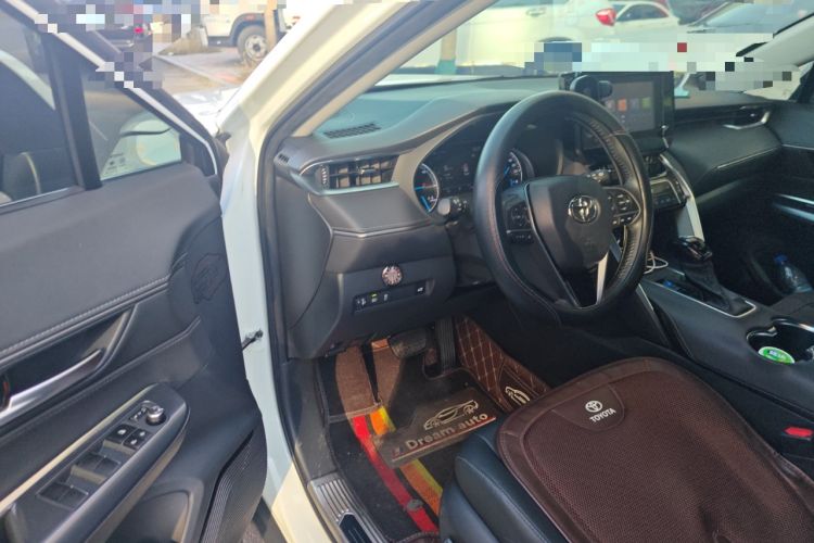 Used Toyota Venza 2022 Dual-Engine 2.5L CVT Two-Wheel Drive Luxury Edition Driver Seat