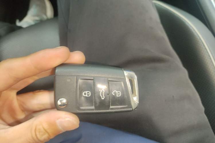 Used Volkswagen Tiguan L New Energy 2020 430 PHEV Plug-in Hybrid Flagship Edition Vehicle Key