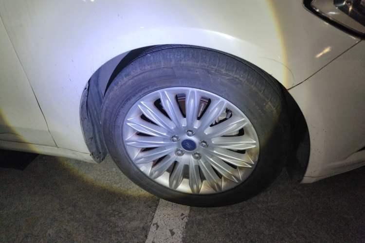 Used Ford Mondeo 2013 2.0L GTDi 200 Luxury Model
