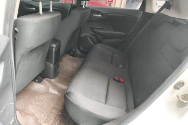 Used Honda Fit 2016 1.5L LX Manual Comfort Model