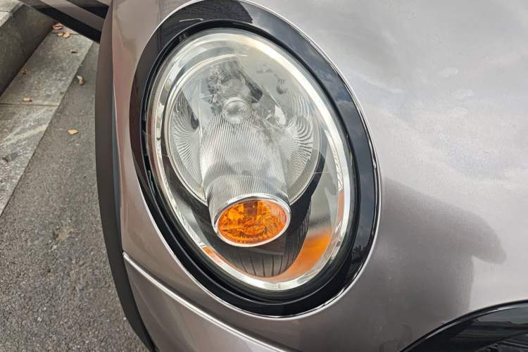 Used MINI 2011 1.6L ONE Right Front Headlight